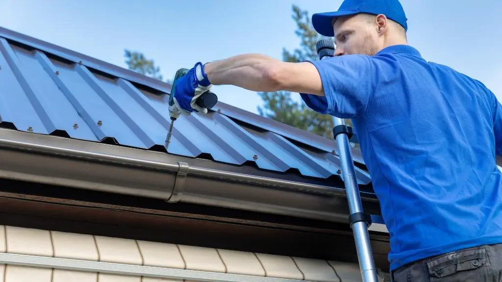 Building a Metal Roof in Florida | Pros & Cons