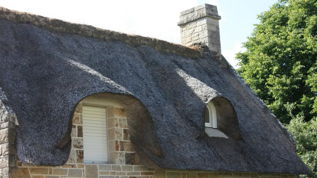 How Long Does a Thatched Roof Last | Pros & Cons