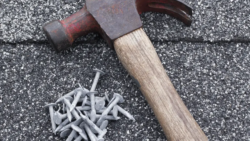 hammer and roofing nails