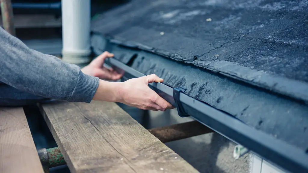 Helpful Tips on Replacing Gutters