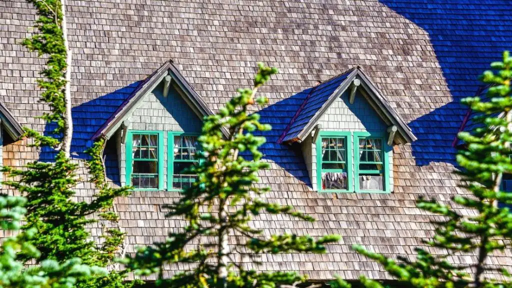 What Is a Cedar Shake Roof? A Comprehensive Guide